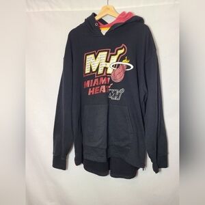 Mens Miami Heat sweater- XL